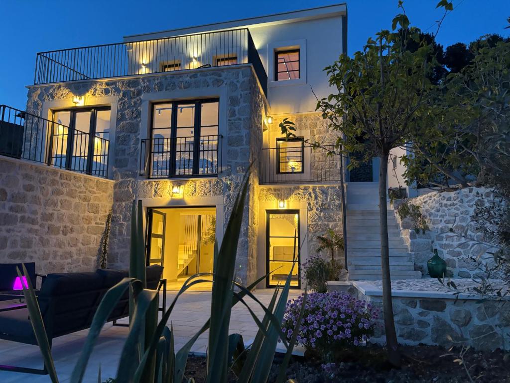 Rosada Hotel